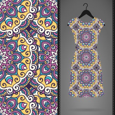 Etnik çiçek Dikişsiz desen elbise ile