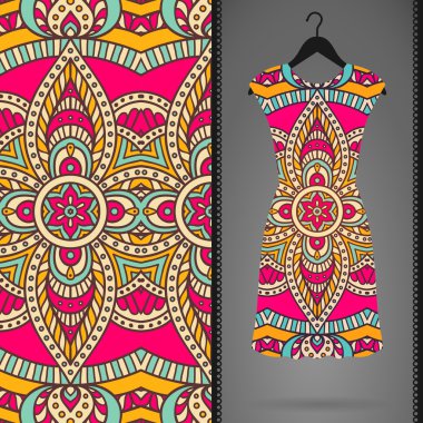 Etnik çiçek Dikişsiz desen elbise ile