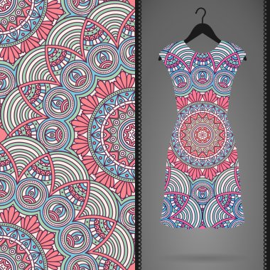 Etnik çiçek Dikişsiz desen elbise ile