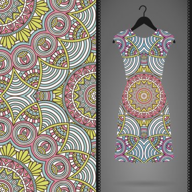 Etnik çiçek Dikişsiz desen elbise ile