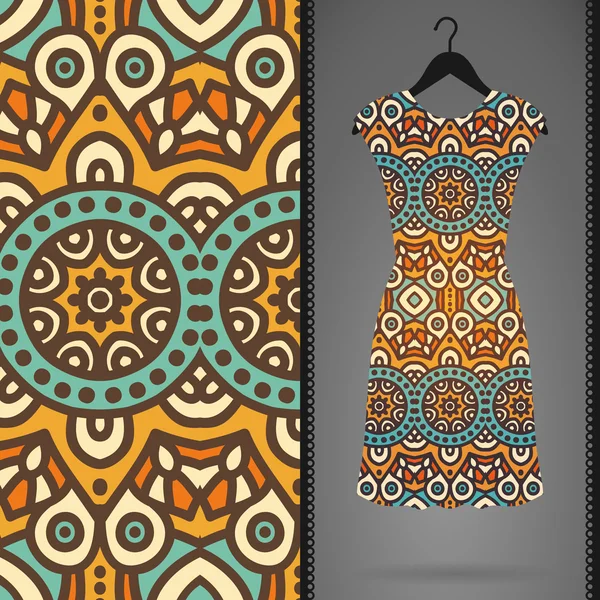 Patrón sin costura floral étnico con vestido — Vector de stock