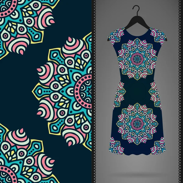 Patrón sin costura floral étnico con vestido — Vector de stock