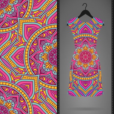 Etnik çiçek Dikişsiz desen elbise ile