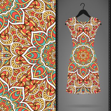 Etnik çiçek Dikişsiz desen elbise ile