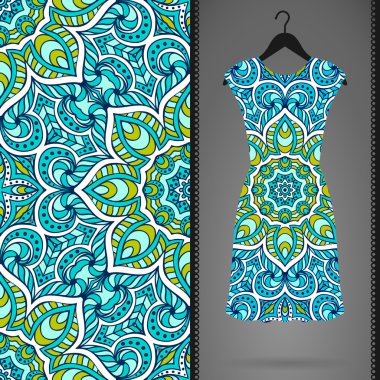 Etnik çiçek Dikişsiz desen elbise ile