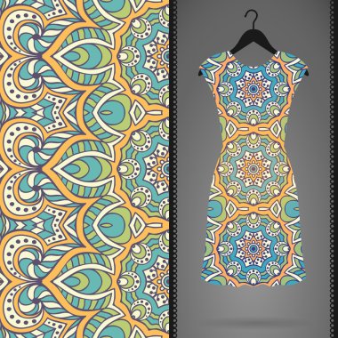 Etnik çiçek Dikişsiz desen elbise ile