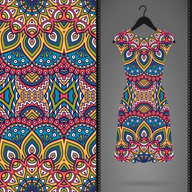Etnik çiçek Dikişsiz desen elbise ile