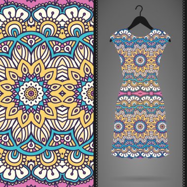 Etnik çiçek Dikişsiz desen elbise ile