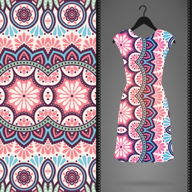 Etnik çiçek Dikişsiz desen elbise ile