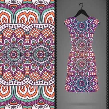 Etnik çiçek Dikişsiz desen elbise ile