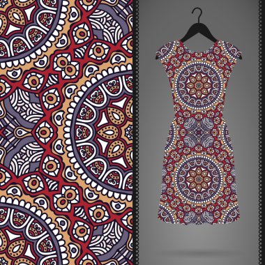 Etnik çiçek Dikişsiz desen elbise ile