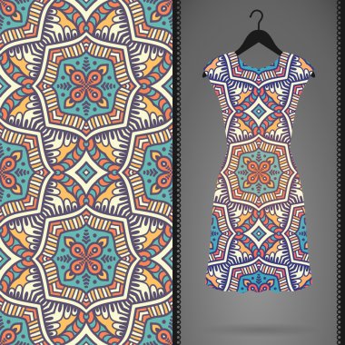 Etnik çiçek Dikişsiz desen elbise ile