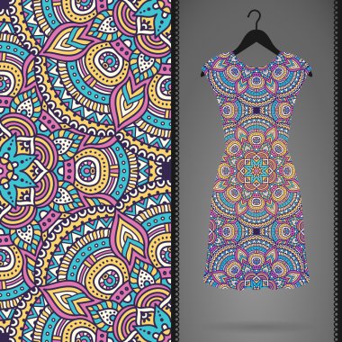 Etnik çiçek Dikişsiz desen elbise ile