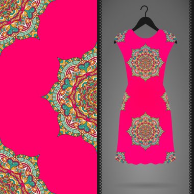 Etnik çiçek Dikişsiz desen elbise ile