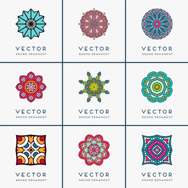 Vector etniska mandala — Stock vektor