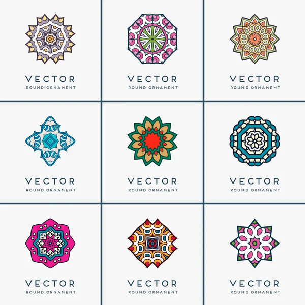 Vector etniska mandala — Stock vektor