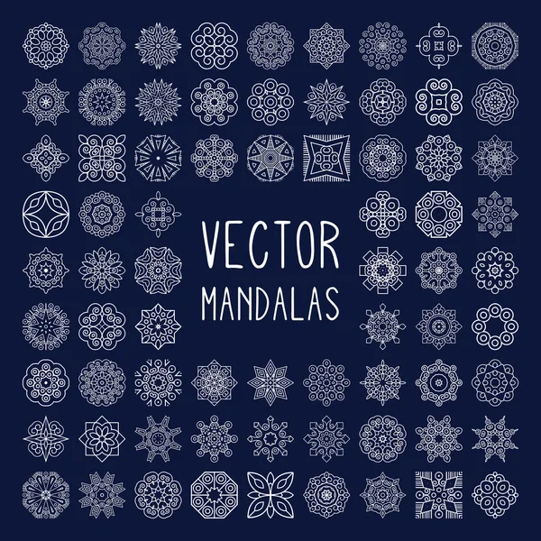 Vettore decorare Mandala — Vettoriale Stock