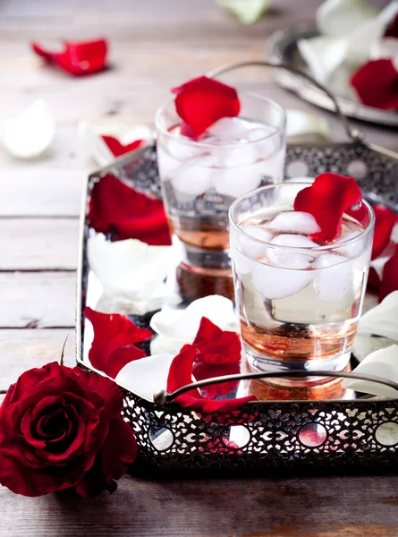 Rose flavor cocktail petals