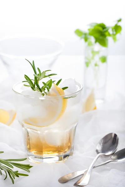 Gin,lemon, rosemary fizz, cocktail