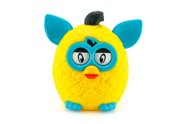 Furby 붐 컬렉션 장난감 시리즈에서 노란색 furby. — 스톡 사진