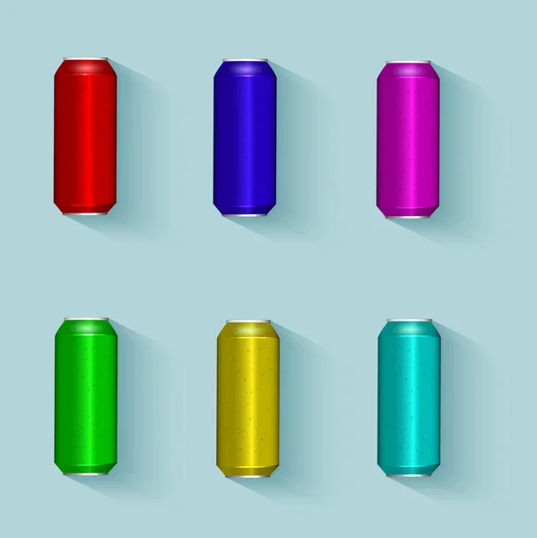 Çok renkli metal kutuları kümesi