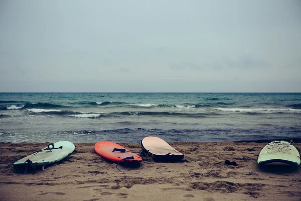 Surfboards on beach — Stock Photo, Image