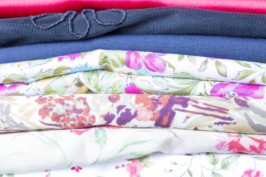 çok renkli kumaş örneği