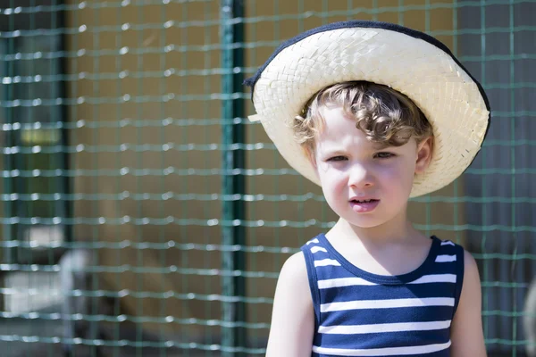 Farm jongen portret — Stockfoto