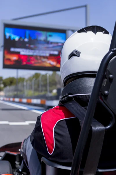 Go-kart pilot on the starting line — ストック写真
