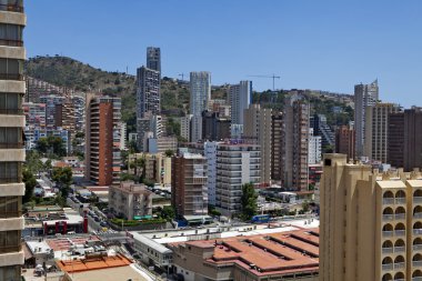 Benidorm Alicante bir kıyı kentidir. Benidorm büyük beac olduğunu