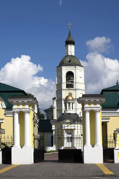 Kerk van Saunt Svyatitelya Filippa Mitropolita Moskovskogo V M — Stockfoto