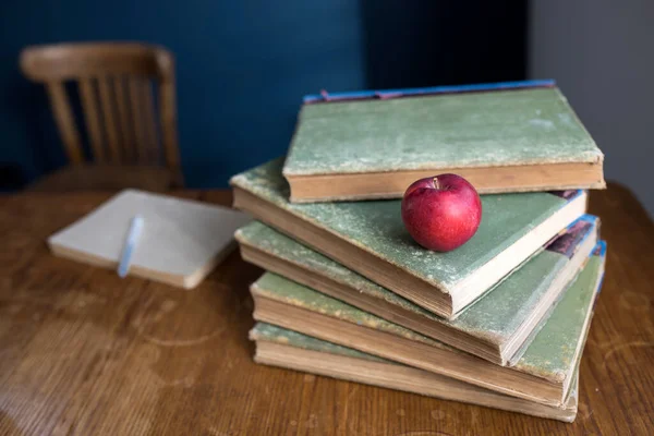 Stack Large Old Rag Bound Books Lie Wooden Table Dark — Stock Photo, Image