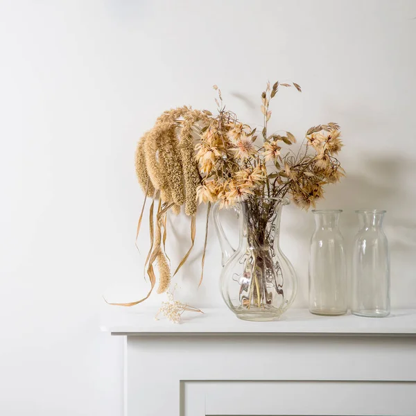 Dried Flowers Cereals Transparent Glass Decanter Stand White Console Scandinavian — Stock Photo, Image