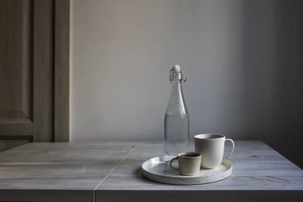 Stile Scandinavo Minimalista Stile Scandinavo Minimalista Due Tazze Caffè Diverse — Foto Stock