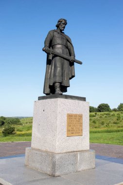 Monastyrshchino, Yepifan, Tula, Rusya - 8 Haziran 2021: Kulikovo saha anıtı Kulikovo Muharebesi kahramanları