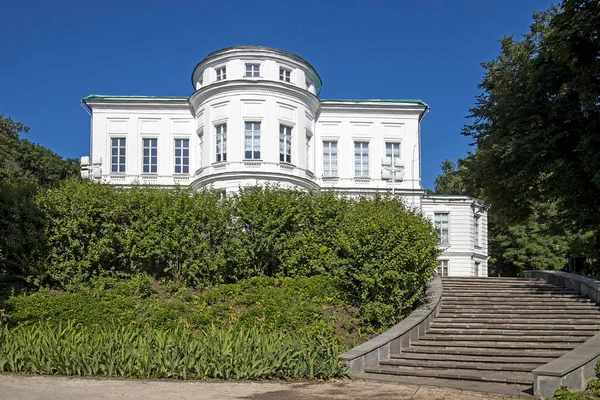 Bogooditsk Tula Oblast Russia 2021年6月25日 ボゴロディツク市にあるボブリンスキー伯爵の宮殿 トルストイのアンナ カリナ小説のヴロンスキー邸のプロトタイプです — ストック写真