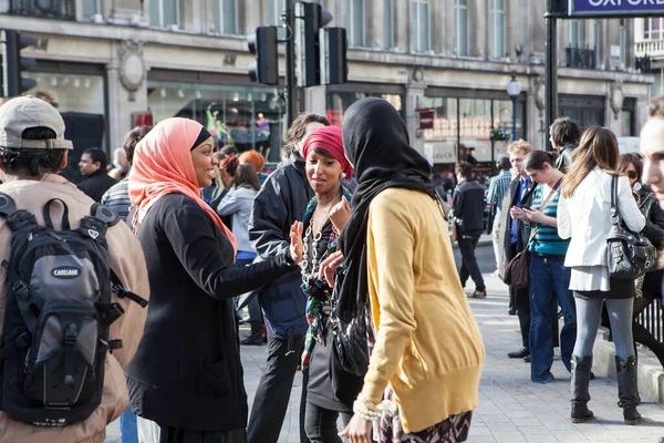 Лондон Великобритания Ноябрь 2019 Года Люди Переходят Дорогу Час Пик — стоковое фото
