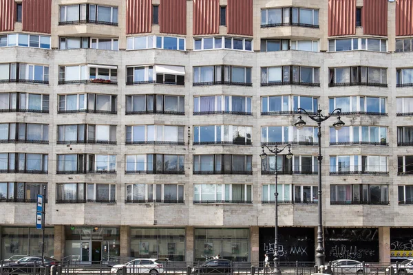 ロシアのサンクトペテルブルク 2021年8月17日 70年代に建てられた複数階建てのブロックハウス ファサード — ストック写真