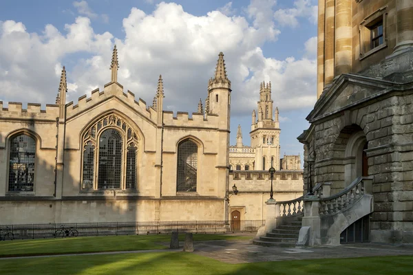 Magdalen College w Oksfordzie — Zdjęcie stockowe