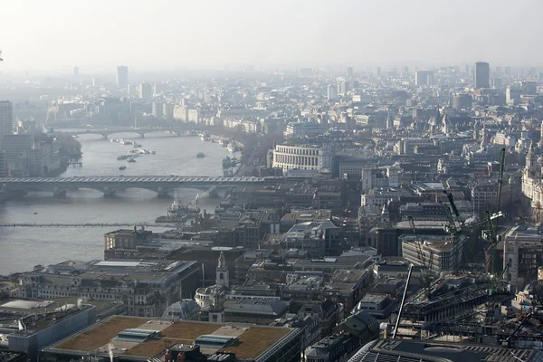 Вид с воздуха на Лондон — стоковое фото