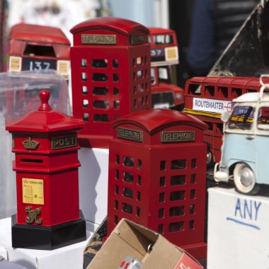 Londra telefon kutuları