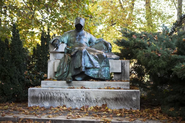 Statue of Anonymous, Vajdahunyad Castle — Stock Photo, Image