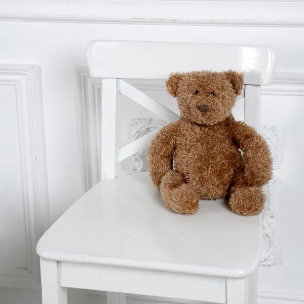 Bonito velho brinquedo de urso de pelúcia vintage — Fotografia de Stock