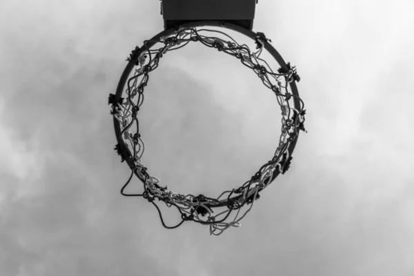 Ξύλινο Στεφάνι Μπάσκετ Κατά Δύση — Φωτογραφία Αρχείου