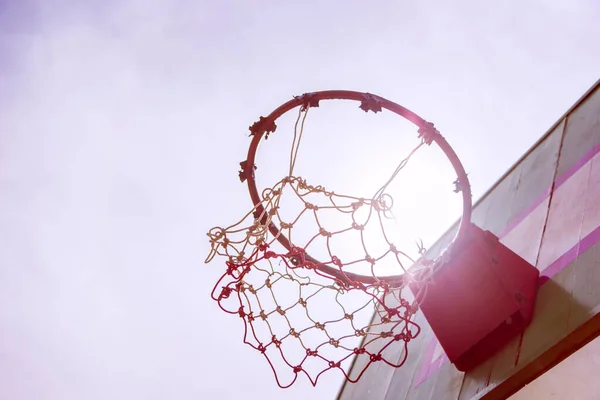 Винтажное Деревянное Баскетбольное Кольцо Закатом — стоковое фото