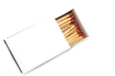 Beyaz arkaplanda kibrit kutusu