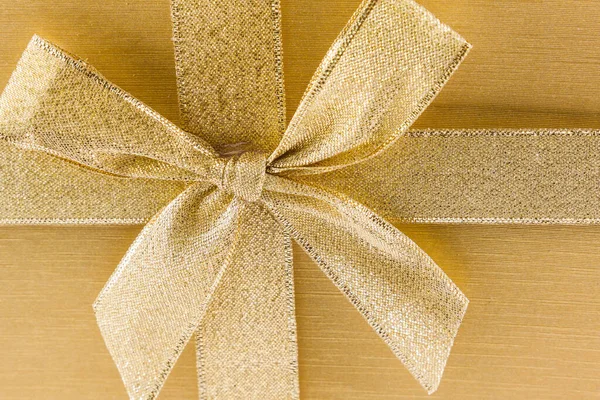 Luxe Gouden Geschenkdoos Witte Achtergrond — Stockfoto