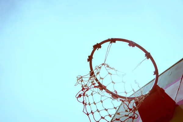 Vintage Vecchio Canestro Basket Legno Sotto Tramonto Che Significa Colpire — Foto Stock