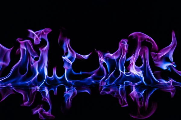 Blaue Farbe Feuer Flammen Auf Schwarzem Hintergrund — Stockfoto