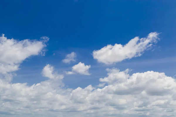 Μπλε Ουρανός Σύννεφα Φυσικά Για Φόντο — Φωτογραφία Αρχείου